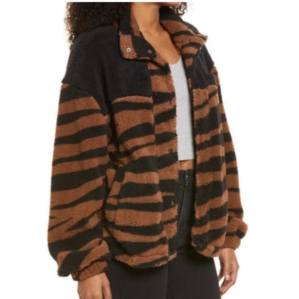 NWT thread and supply fuzzy coat